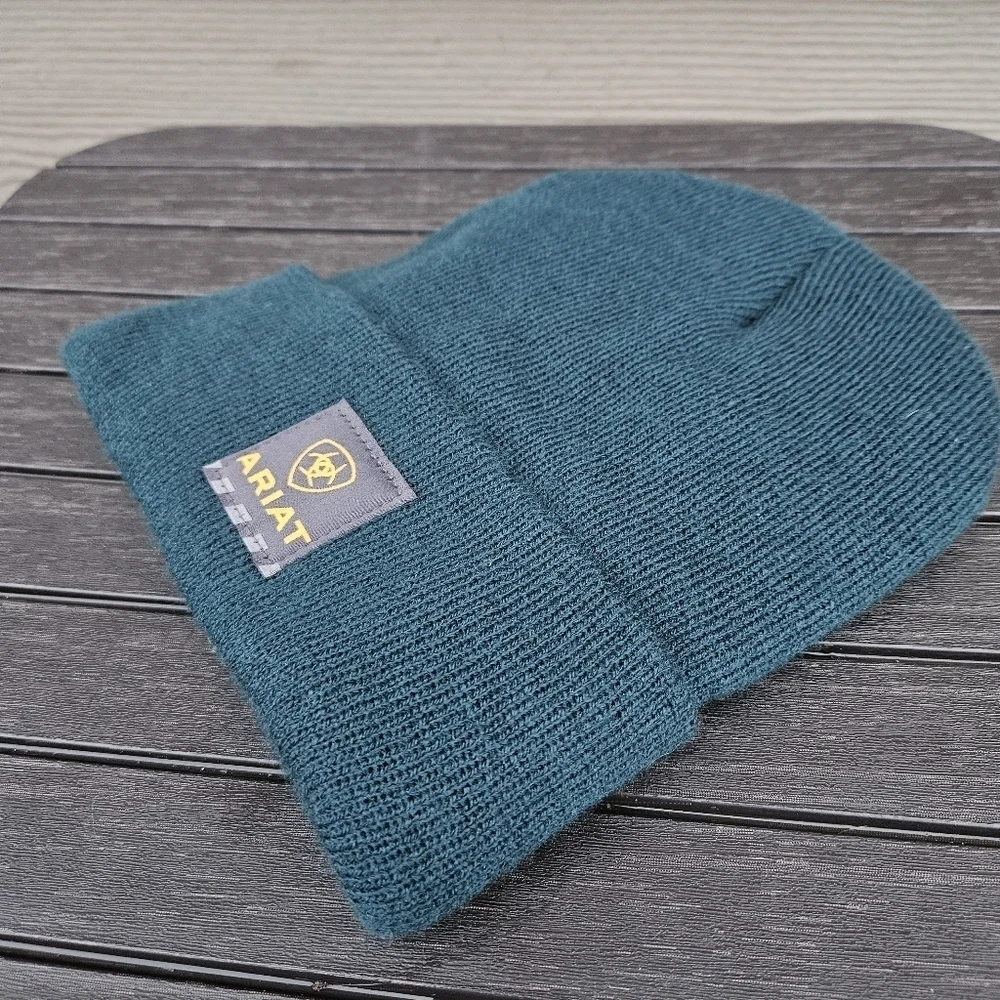 Ariat Boots Hunter Green Beanie Mens Womens Unisex Beanie Hat EUC CLEAN
